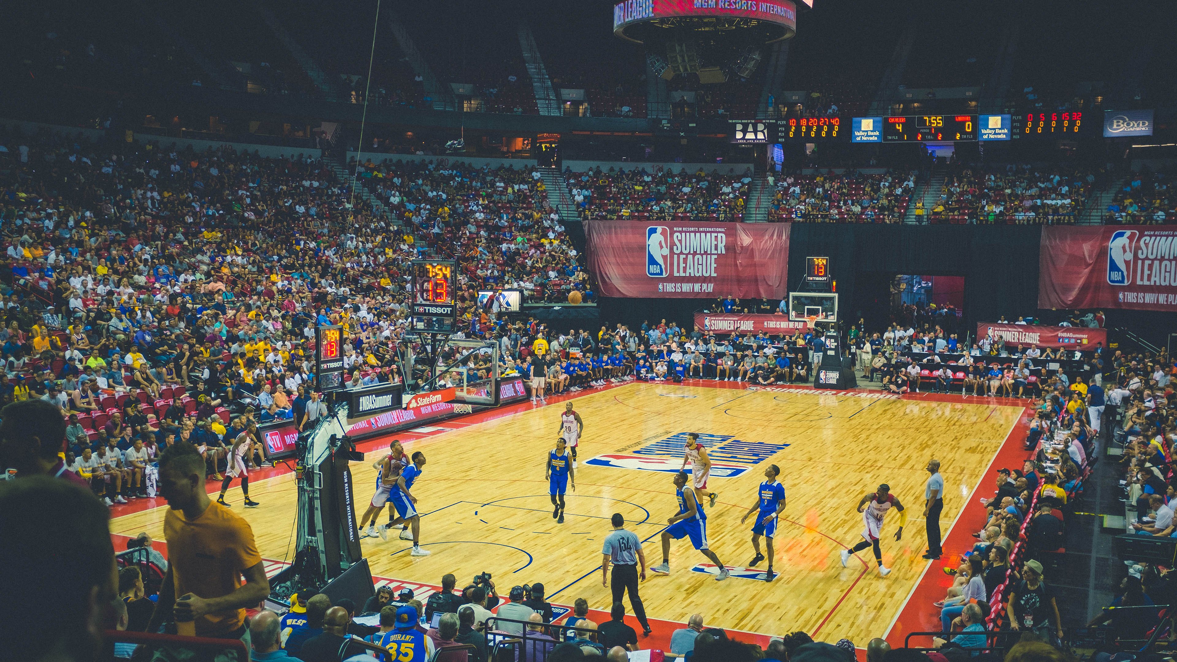 爱游戏在线-王权与冰刃，当国王压制辽宁，伦纳德斩出生涯之夜